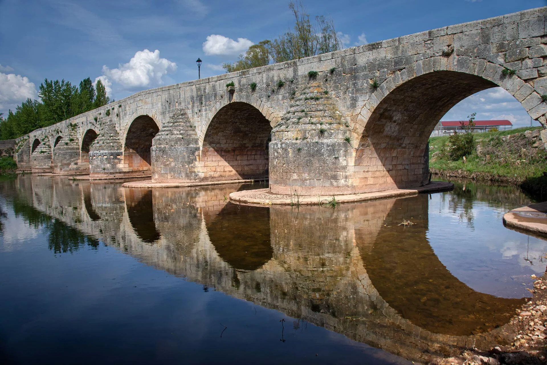Puente Medieval