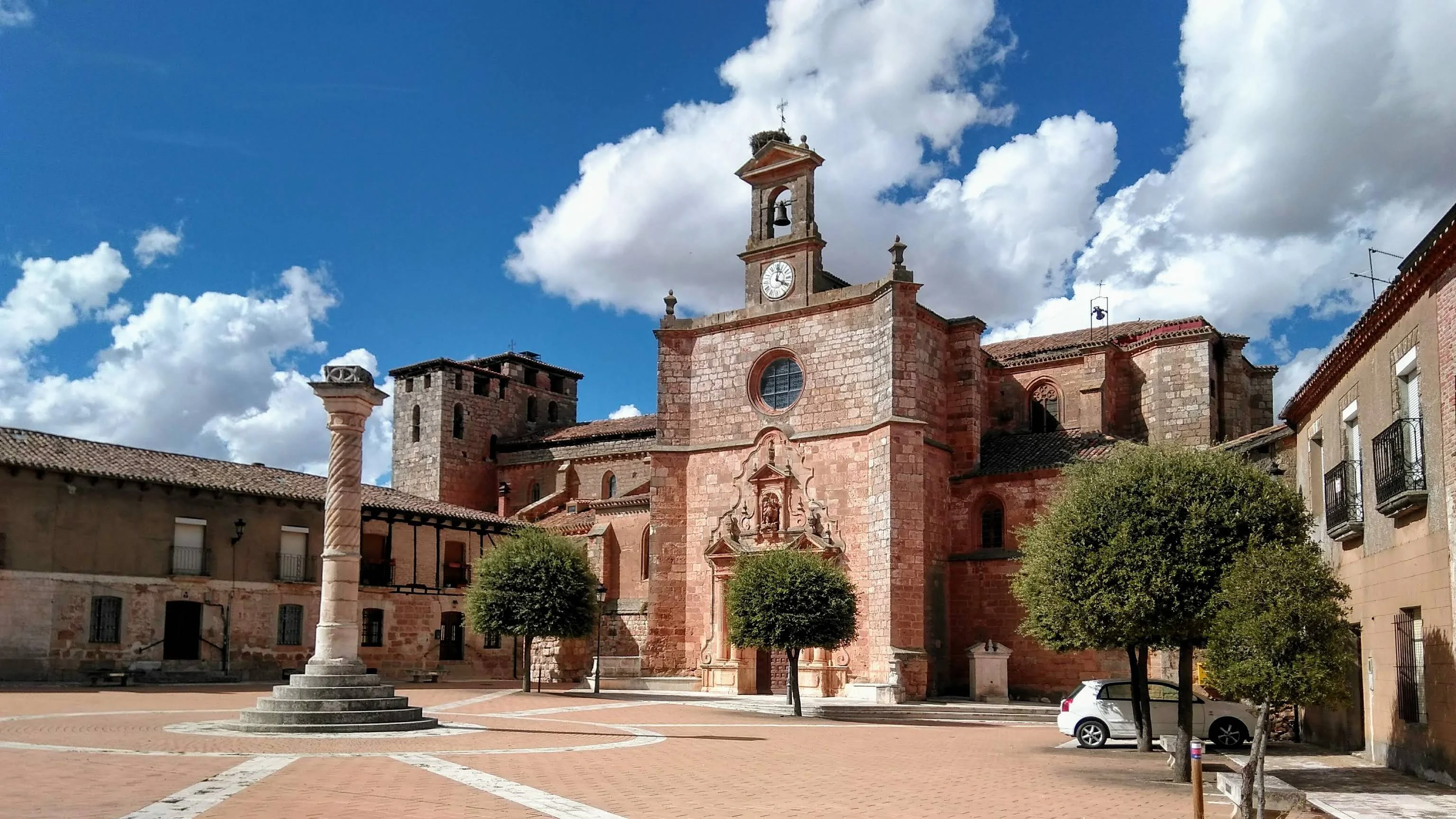 Plaza Mayor de Mahamud
