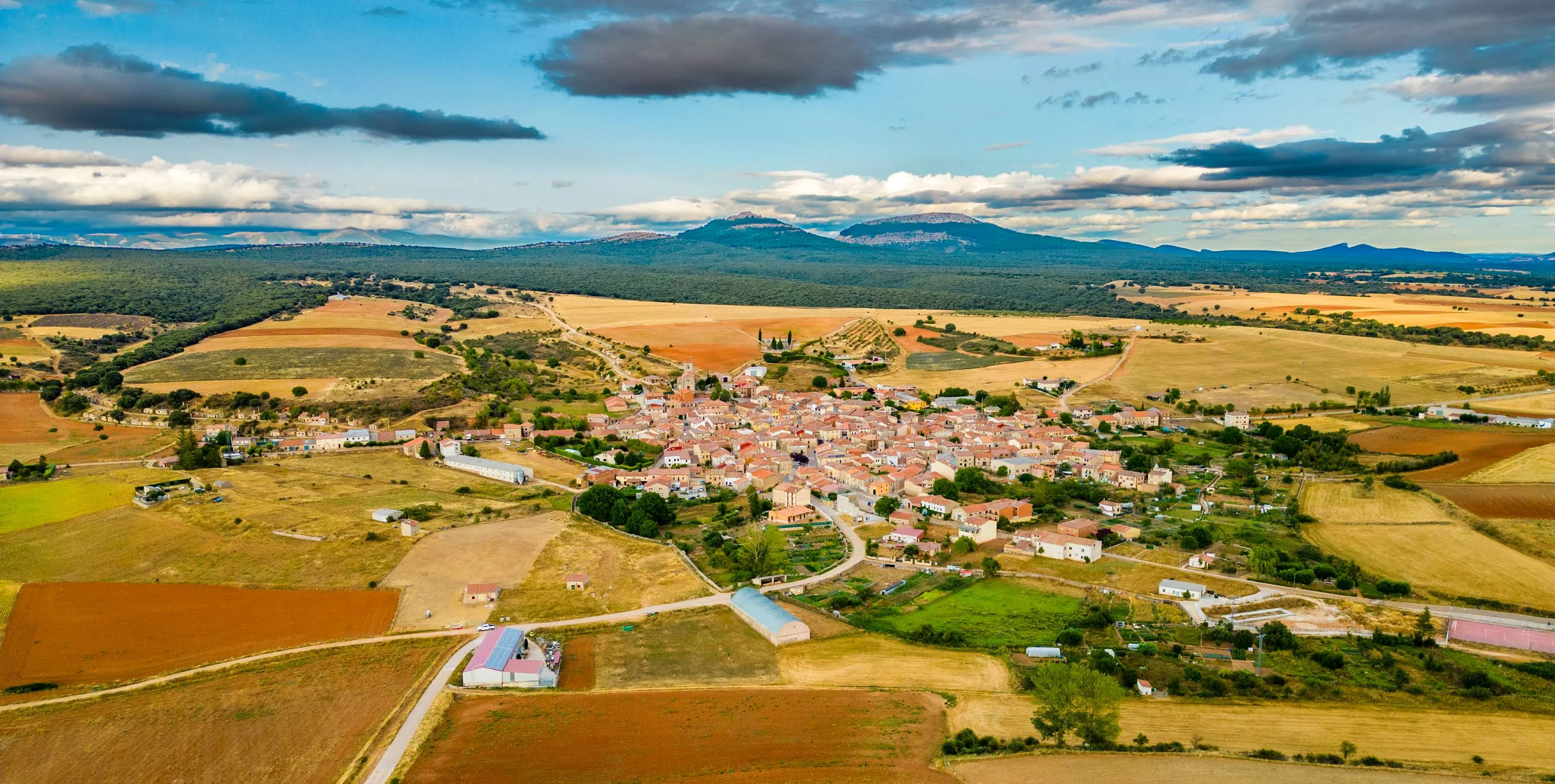 Vista aérea panorámica de Mecerreyes