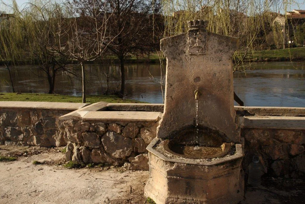 Fuente de Puentedura