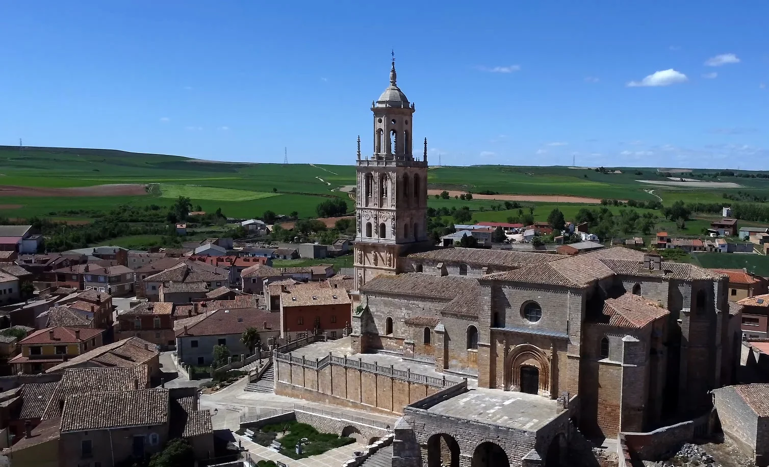 Vista aérea desde dron de la iglesia