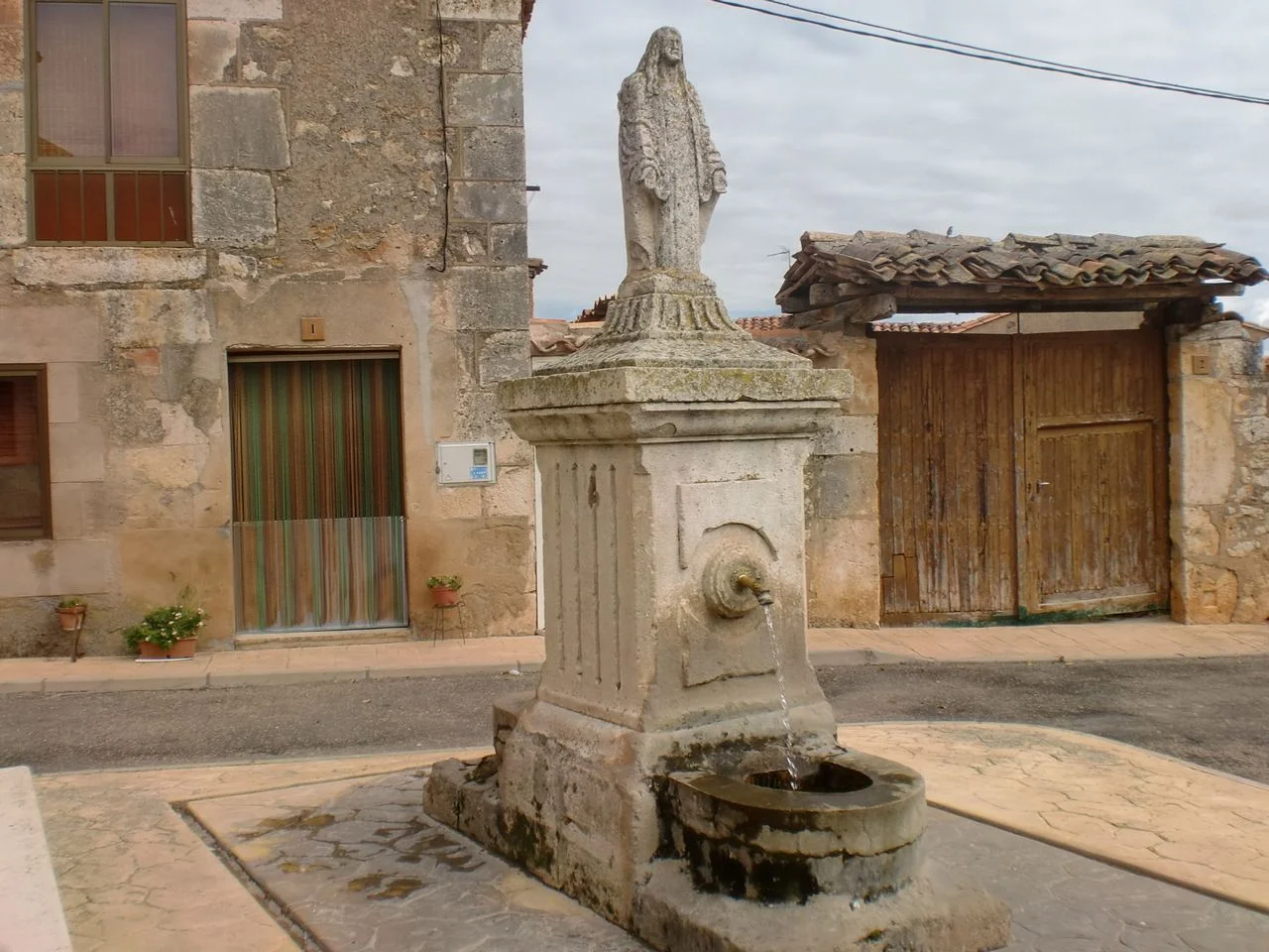 Fuente de agua en la Plaza Mayor