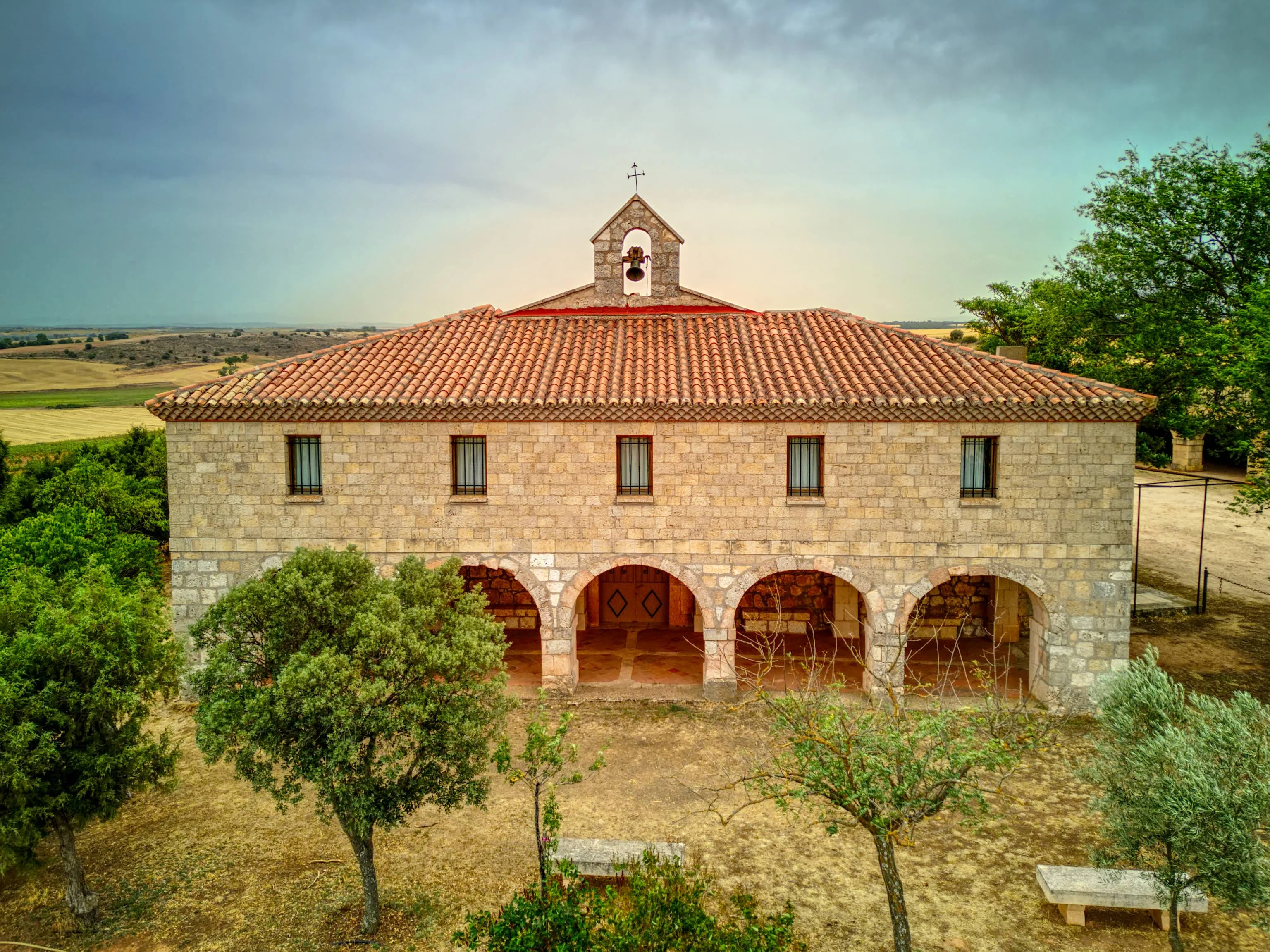 Santuario de Nuestra Señora del Madrigal Frontal