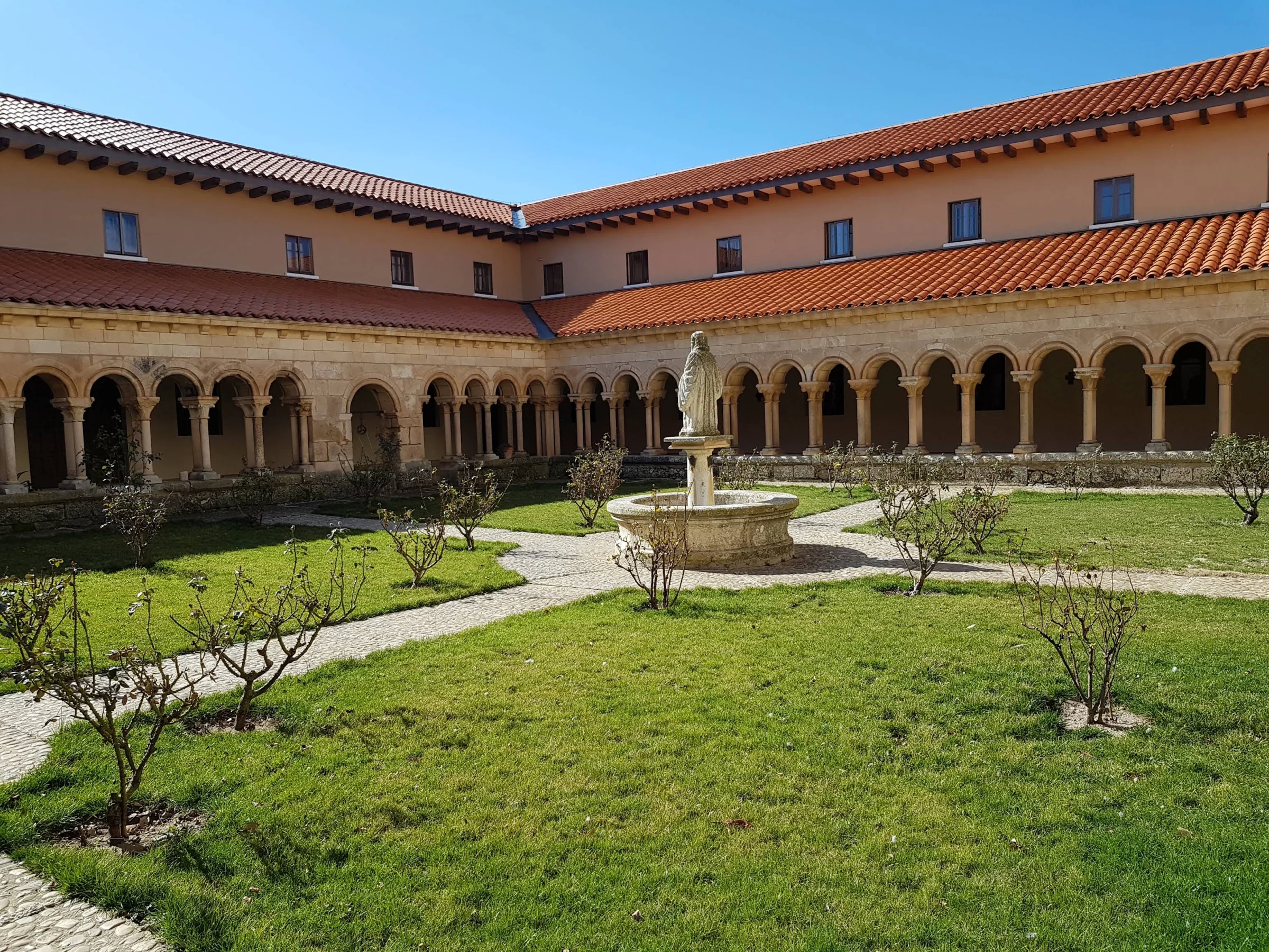 Arcos del Convento de las Madres Cirtercienses