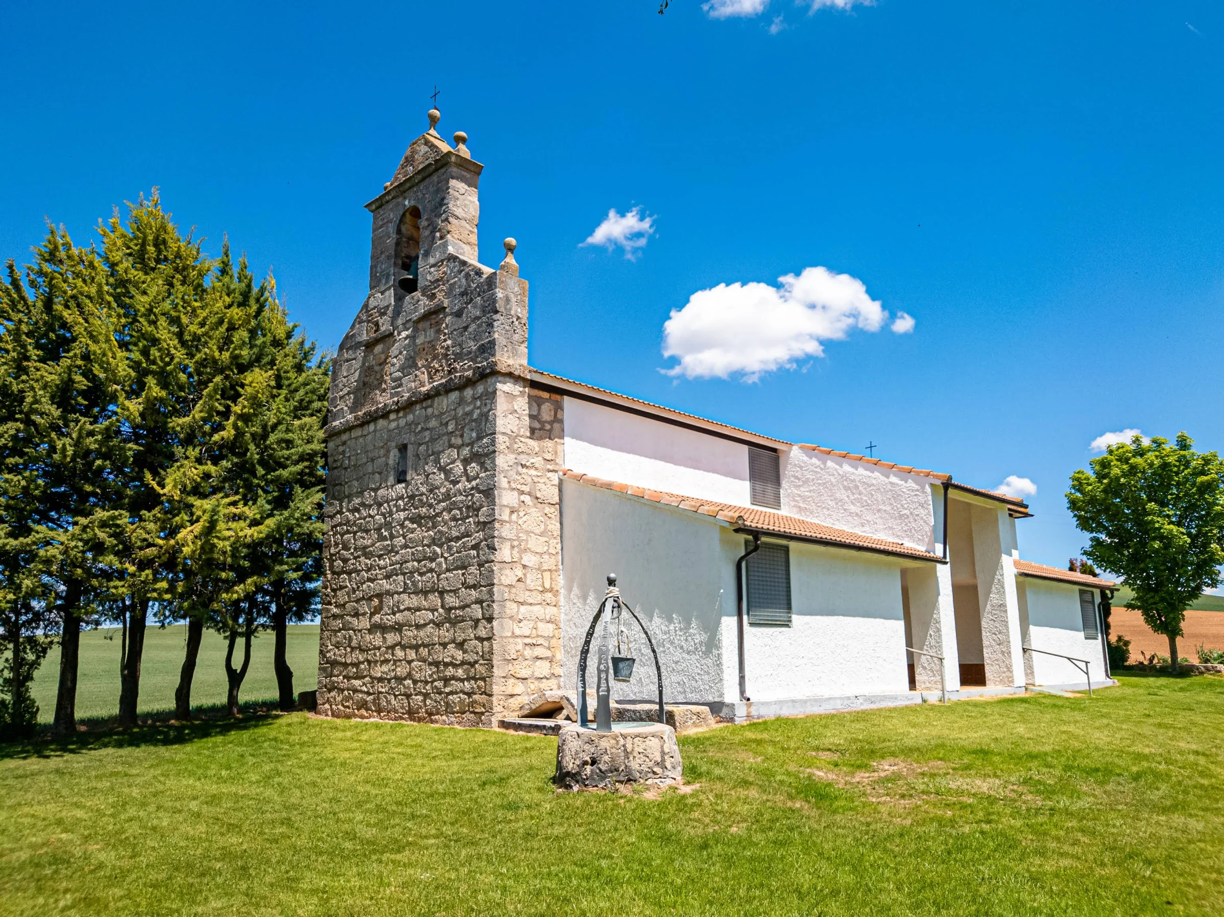 Ermita la Virgen de Nava frontal