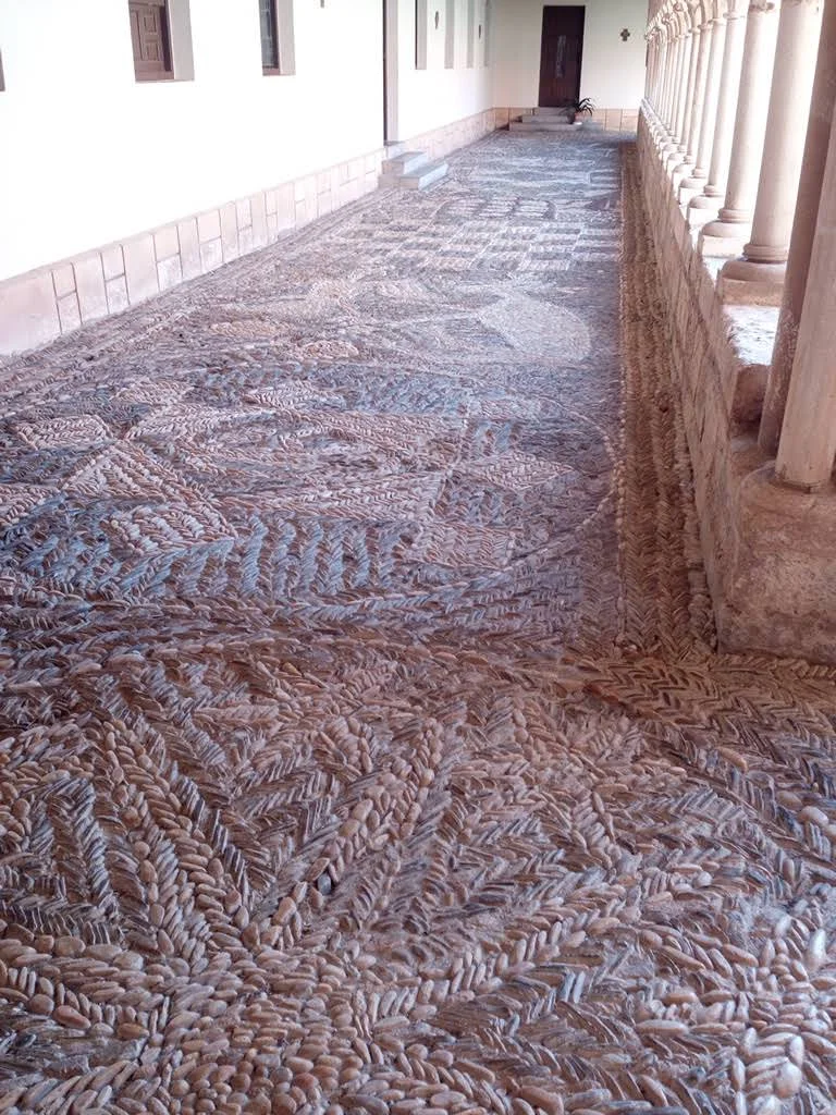 Suelo del interior del Convento de las Madres Cirtercienses