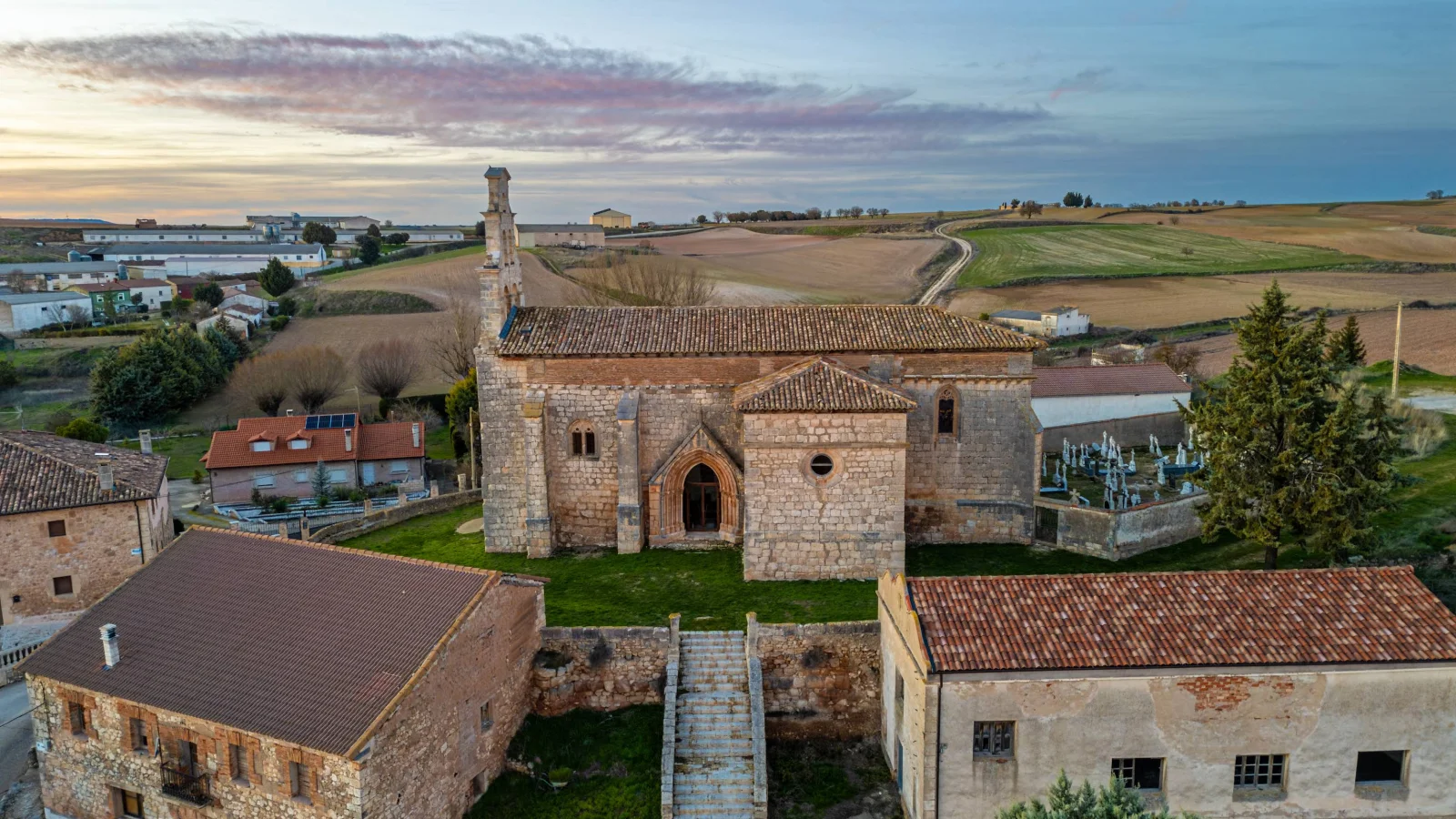 Villangómez al atardecer
