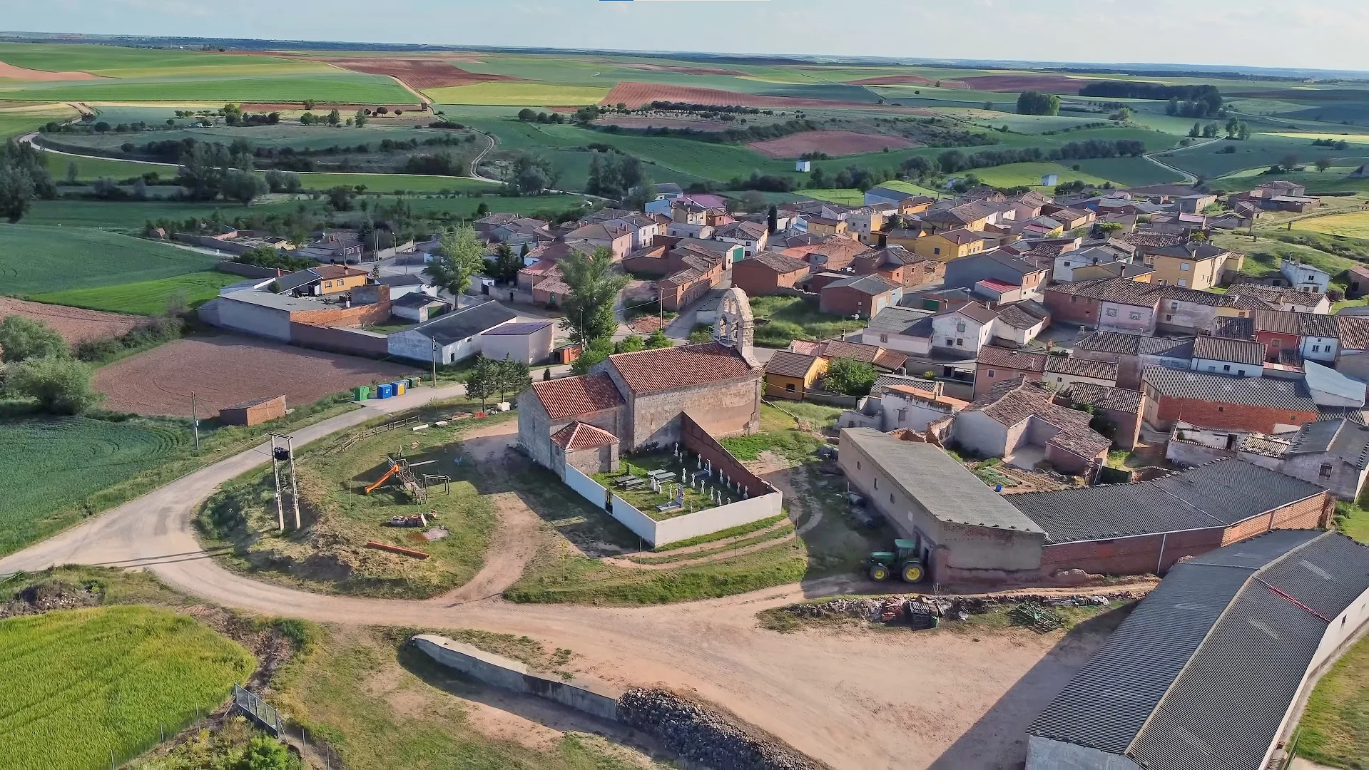 Vista de Revenga de Muñó desde dron