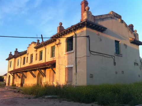 Otra vista de la vieja estación de trenes