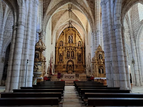 Altar Mayor y la Capilla Mayor de la Colegiata