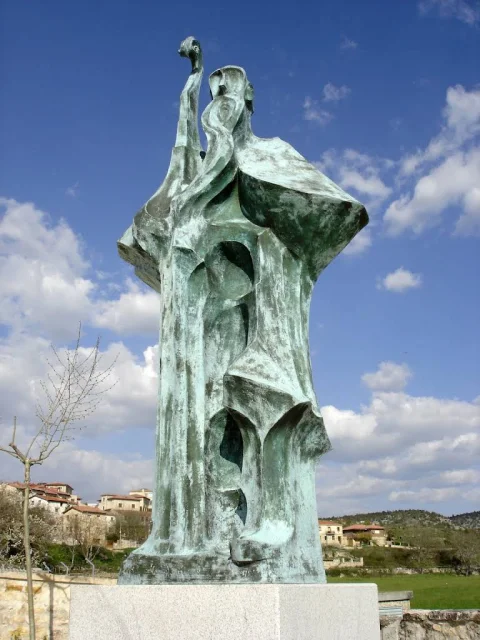 Frontal de la escultura de Santo Domingo de Silos