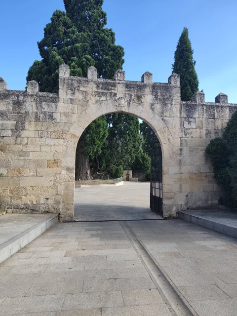 Puerta de entrada de la muralla