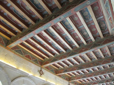 Estructura y Casetones Policromados del Artesonado Mudéjar