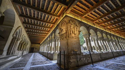 Artesonado Mudéjar Policromado del Claustro