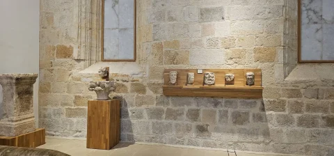 Colección Lapidaria y Cabezas de Piedra del Museo