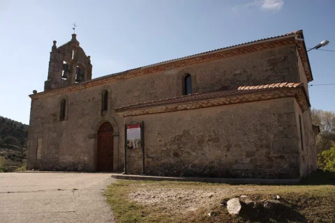 Iglesia de San Bartolomé Apóstol (fachada lateral)