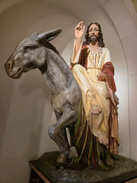 La borriquilla de la Entrada en Jerusalén en la Iglesia de San Lorenzo el Real de Burgos