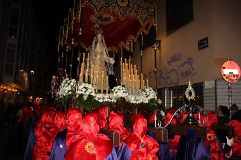 Procesión de Semana Santa de la Iglesia de San Lorenzo el Real de Burgos por la calle Avellanos