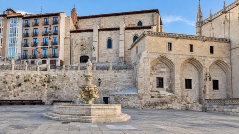 Fuente de Santa María