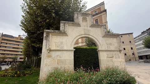 Arco de la Facultad de Teología
