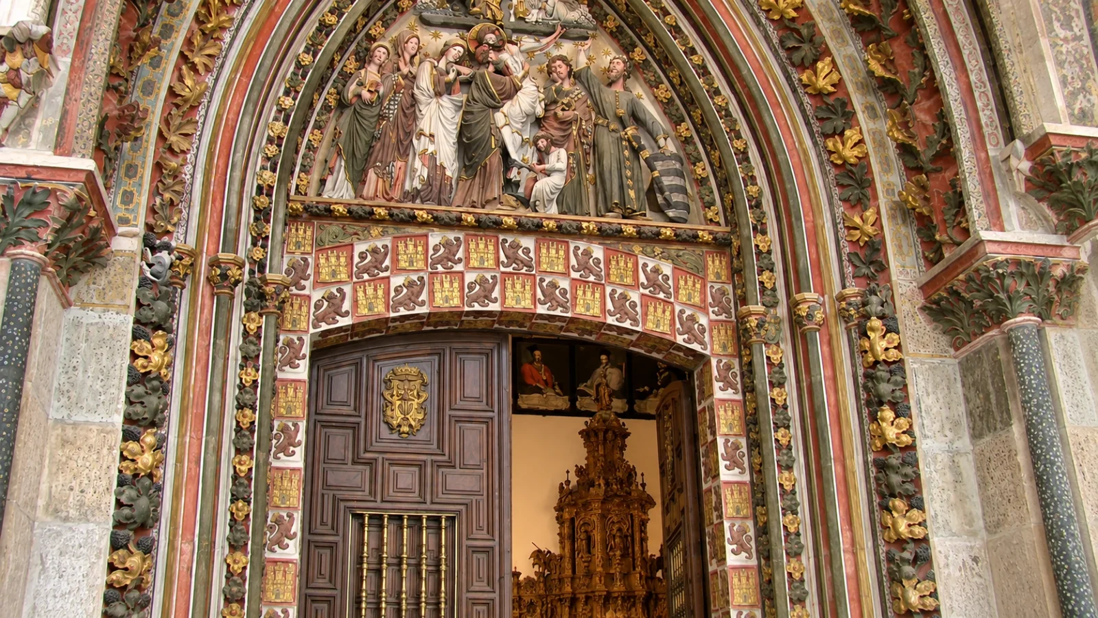 Claustro Alto (Portada de acceso a la Capilla de Santa Catalina)