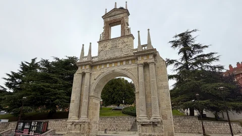 Arco de Fernán González