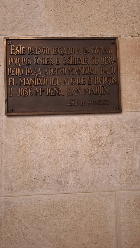 Placa conmemorativa de la donación del Palacio de Castilfalé