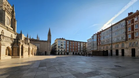 Plaza Rey San Fernando