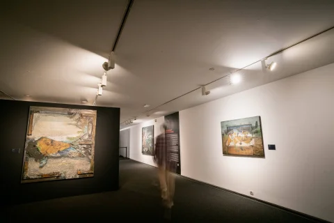 Sala de exposiciones del centro cultural interior