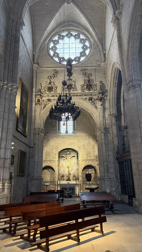 Capilla del Santísimo Cristo de las Gotas y rosetón