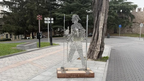 Silueta de peregrino de espejo