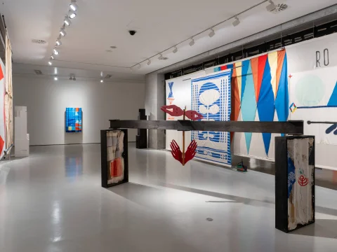 Sala de exposición de arte contemporáneo en el CAB Burgos