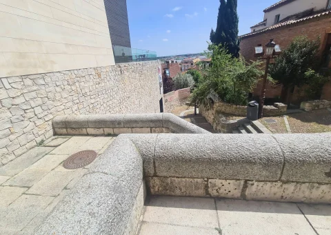 Mirador y tramo superior de la calle Valentín Palencia