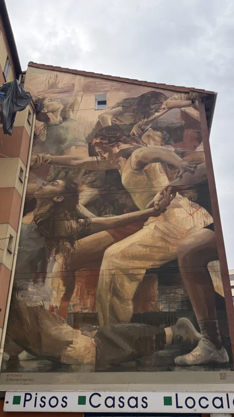 Mural titulado «Atravesar el Centro» realizado por Guido Palmadessa