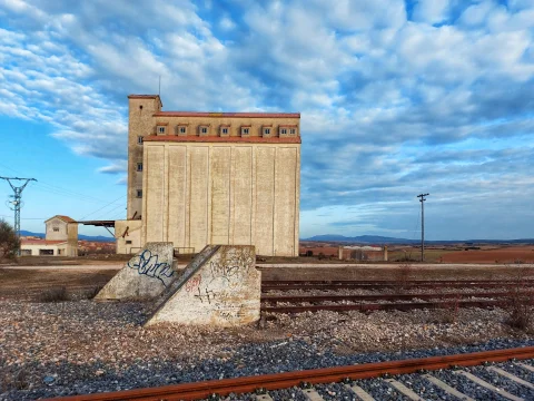 Lateral del silo