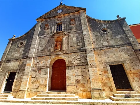 Frontal de la fachada