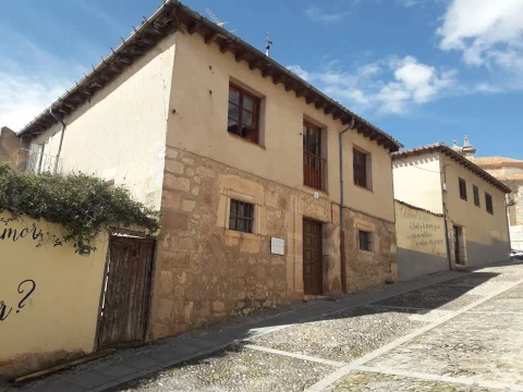 Antigua casa del escritor José Zorrilla